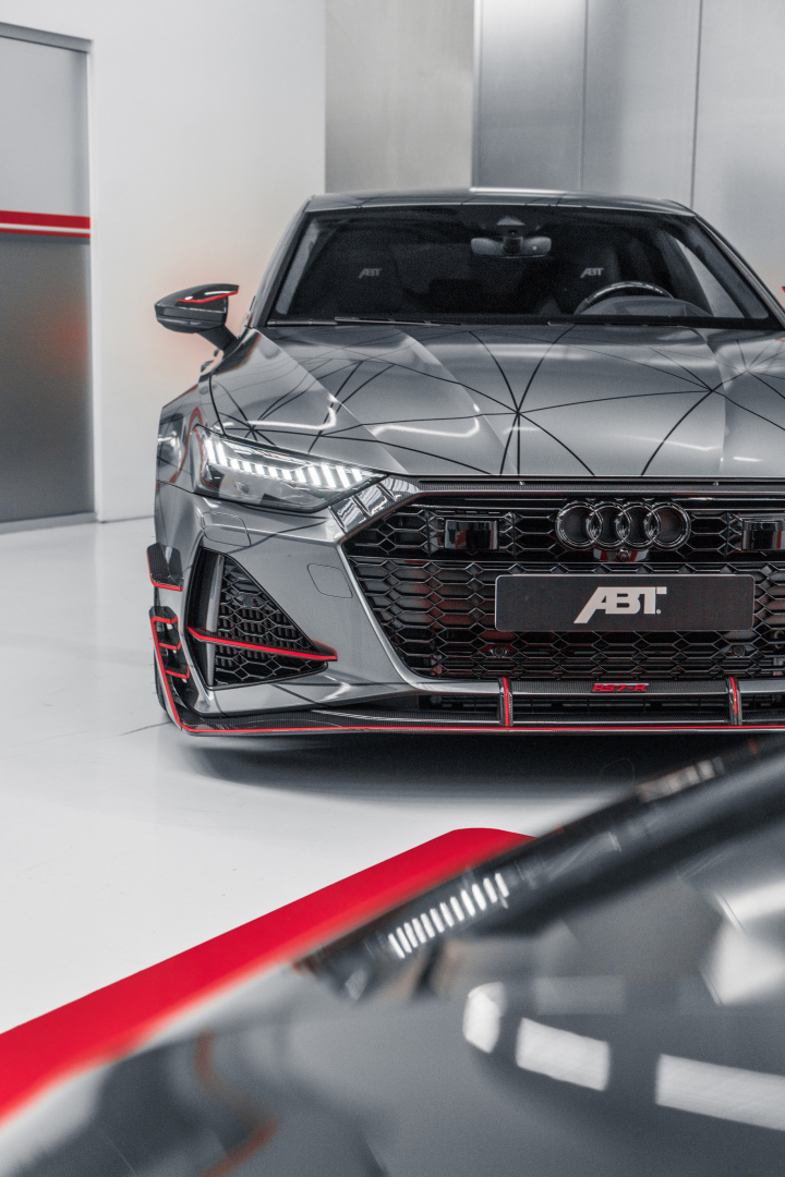 SMALL_ABT_RS7-R_HR22_4