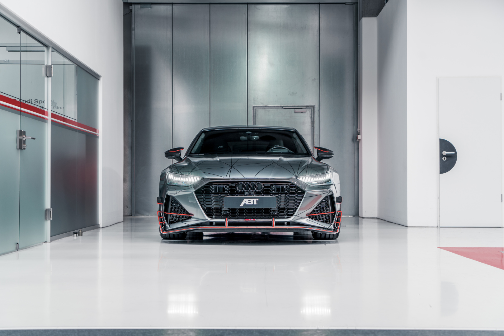 SMALL_ABT_RS7-R_HR22_6