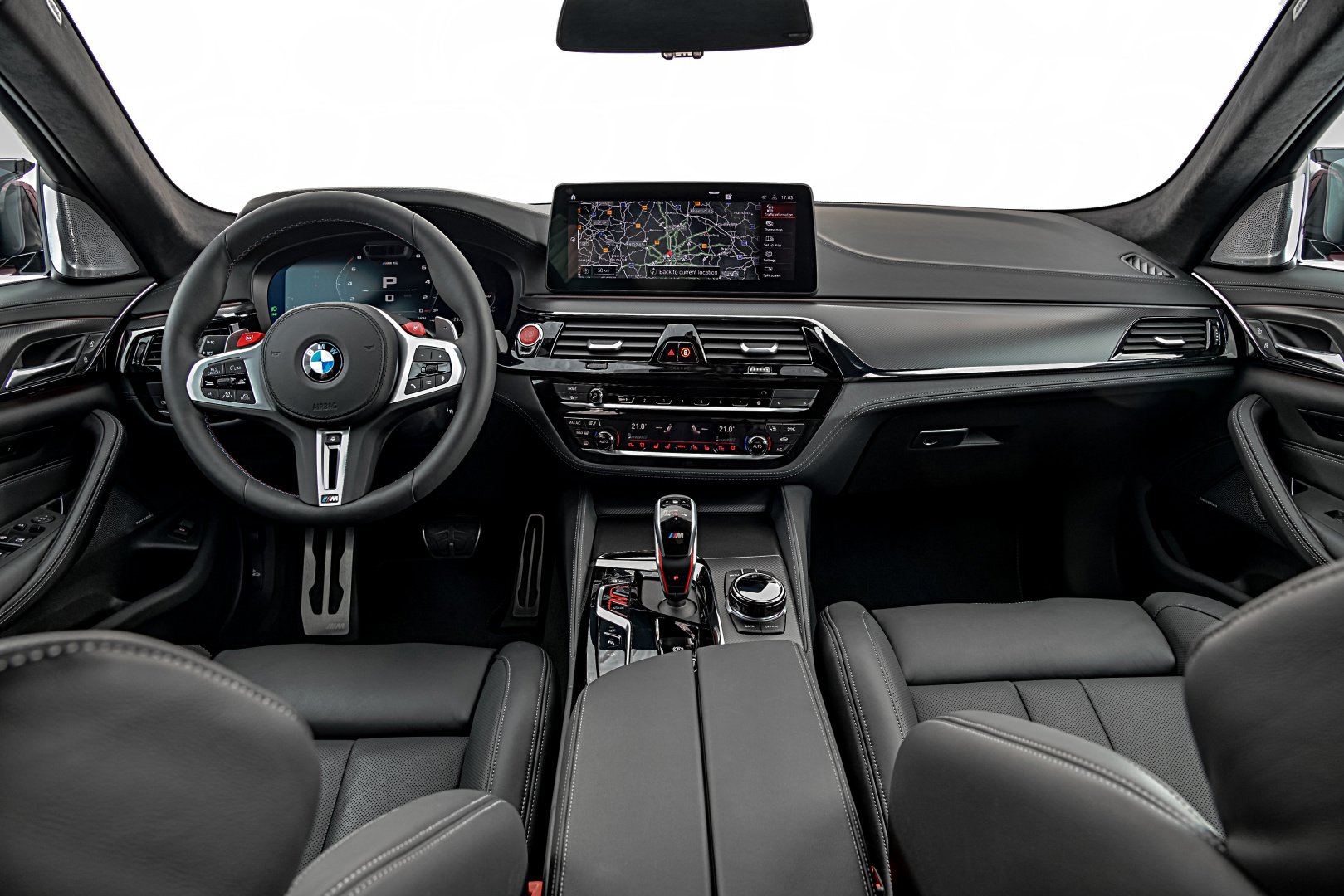 SMALL_P90390738_highRes_the-new-bmw-m5-compe