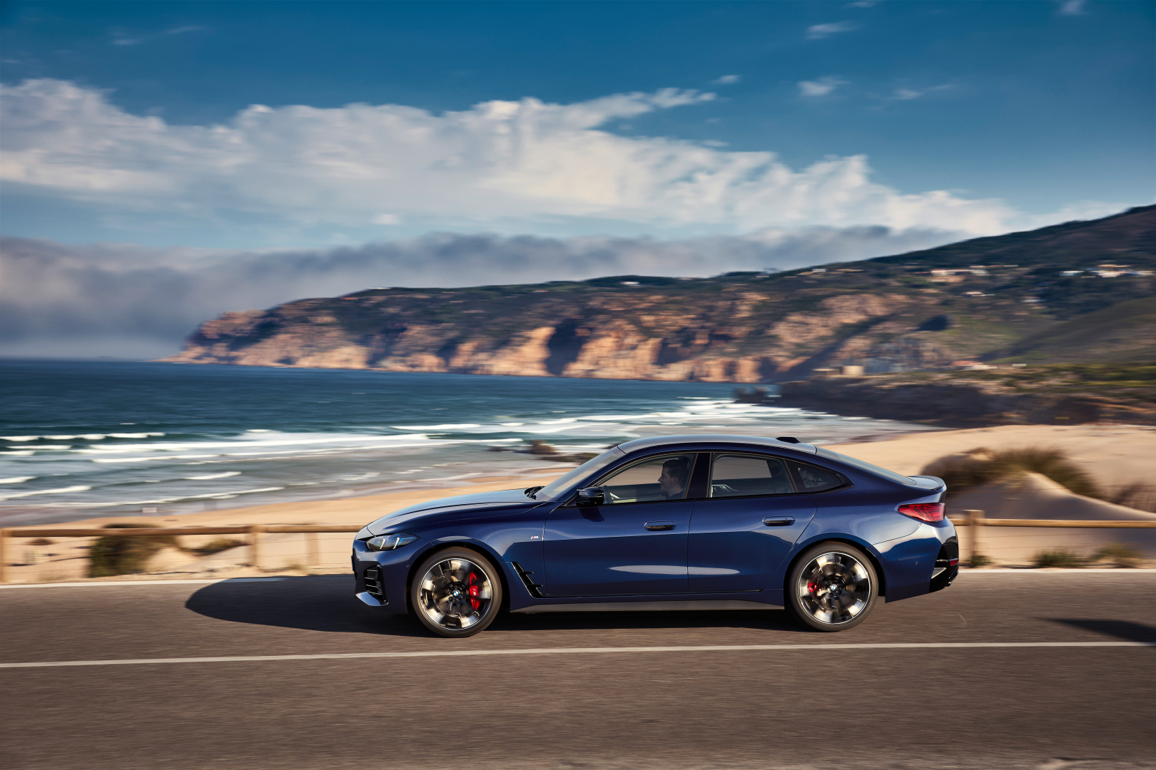 SMALL_P90546578_highRes_the-new-bmw-m440i-xd