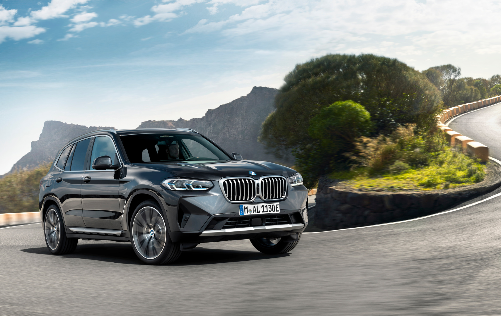SMALL_P90424714_highRes_the-new-bmw-x3-xdriv