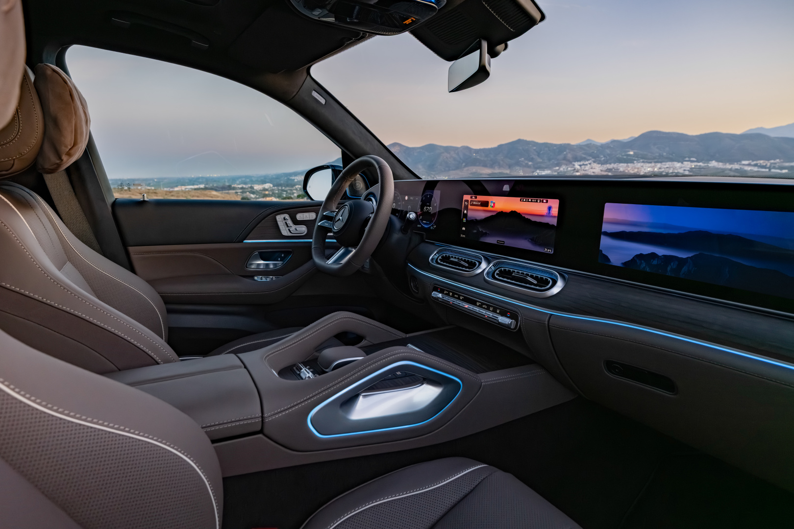 SMALL_50450-pre-media-26c0028-018