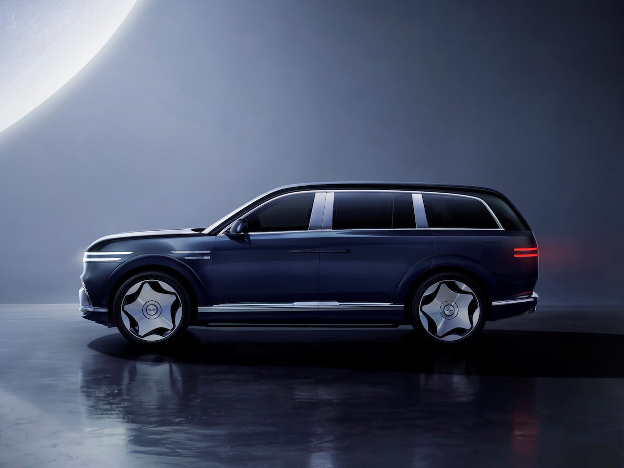 260820_anewiconrsquosarrivalgenesisunveilsgv90flagshipsuv_1