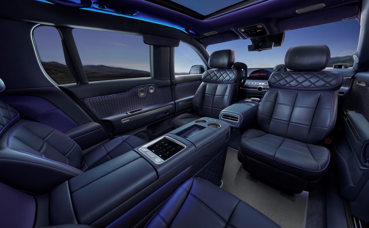 260820_anewiconrsquosarrivalgenesisunveilsgv90flagshipsuv_9