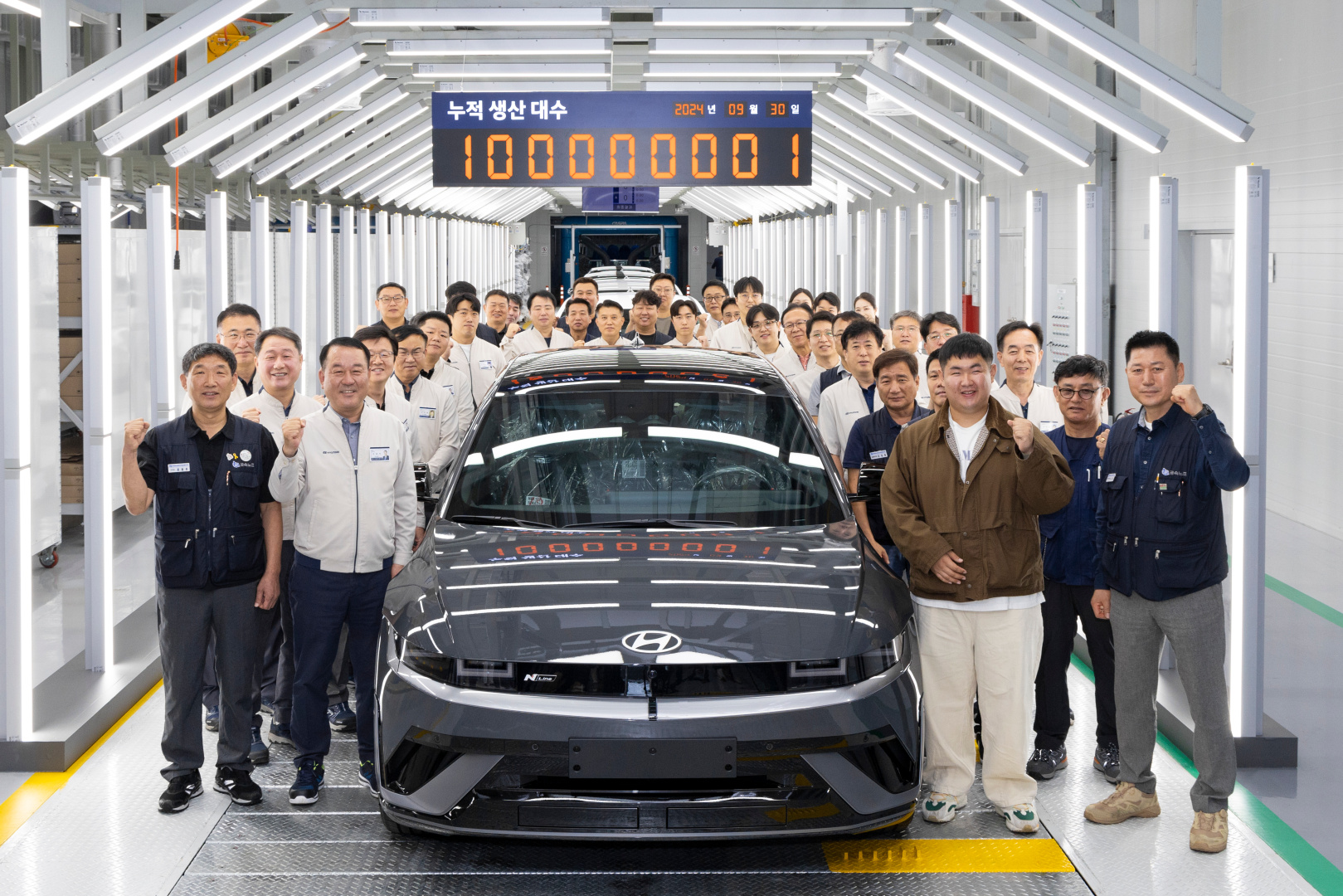 SMALL_Hyundai_Motor_Achieves_100M_Units_Global_Production