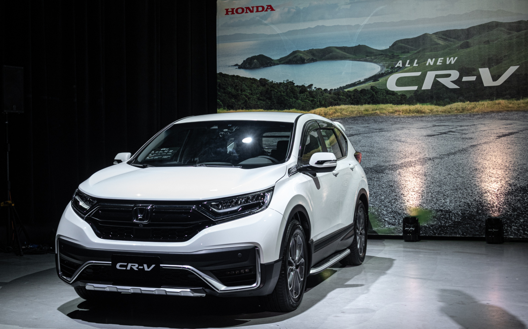 SMALL_All_New_CR-V_12