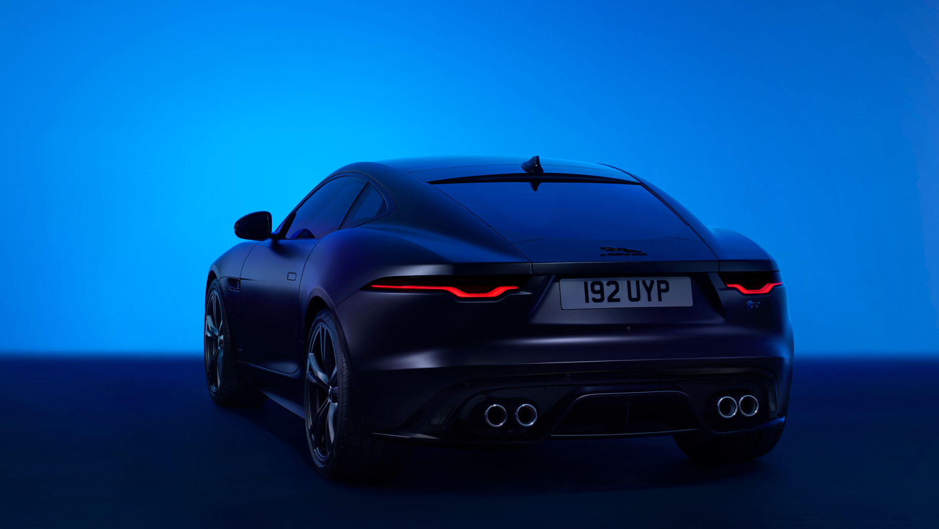 SMALL_003_24MY_Jag_F-TYPE_R_75_Coupe_Exterior_Rear_3Qr_Studio_111022