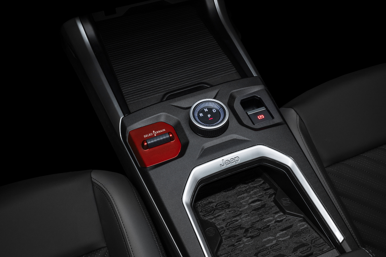 NewJeepCompassFirstEditionHawaii-3