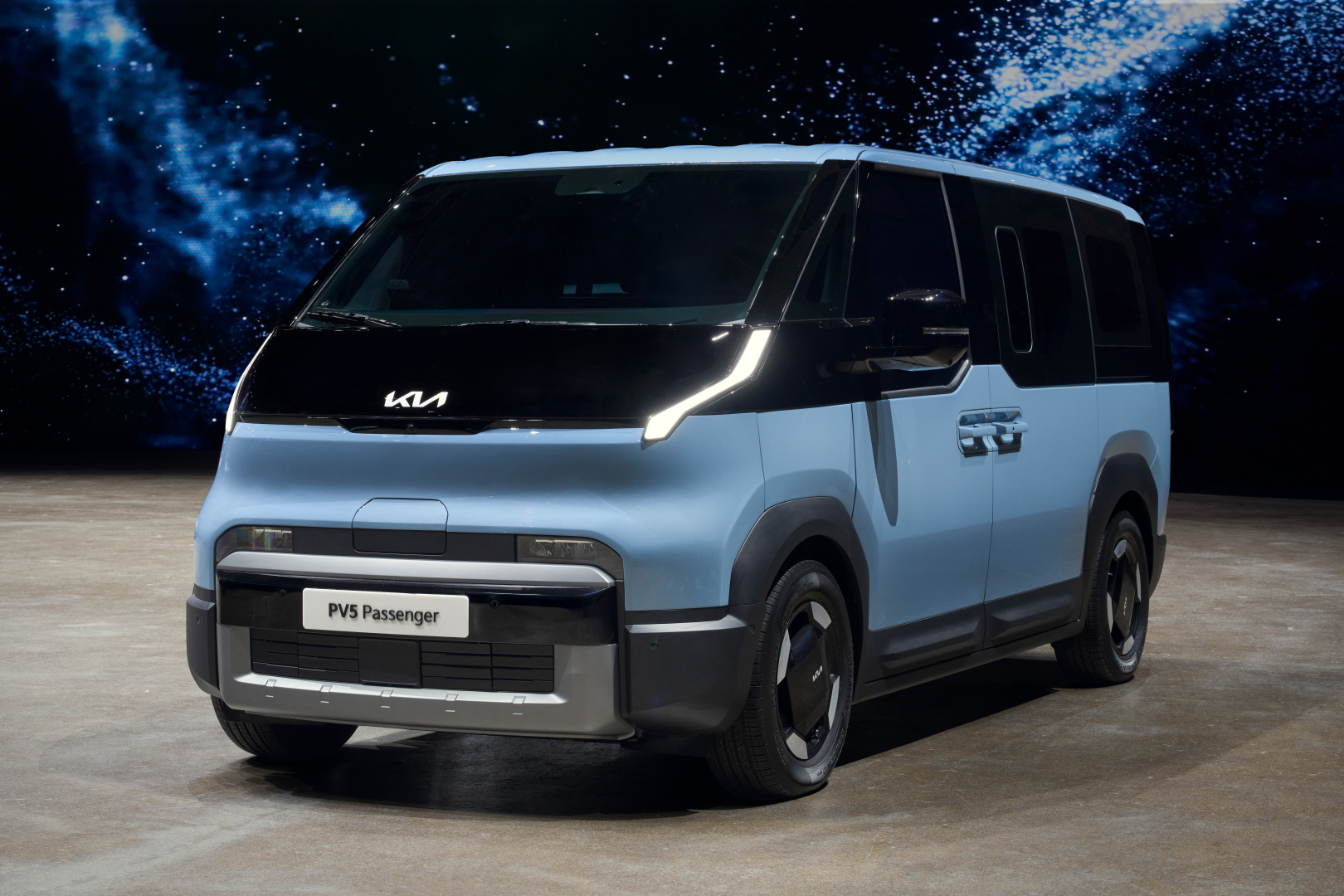 SMALL_kia-pv5-passenger-frost-blue-ext-event-static-highres-001