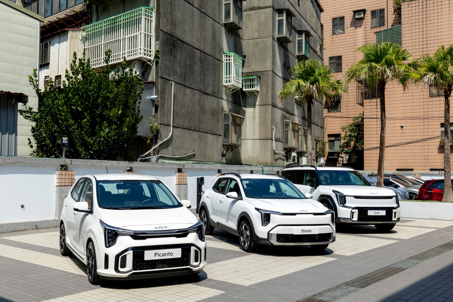 5.Kia總代理台灣森那美起亞於4月3日至6日在全台展示中心舉辦「Kia小小設計師」著色繪畫競賽，歡迎帶著家中小朋友，一同蒞臨展示中心享受親子時光。