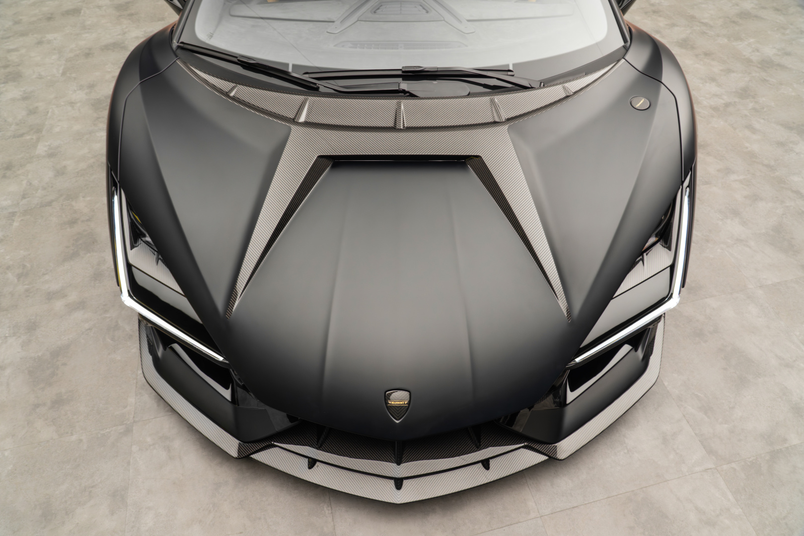 SMALL_Lamborghini_Revuelto_by_MANSORY_32