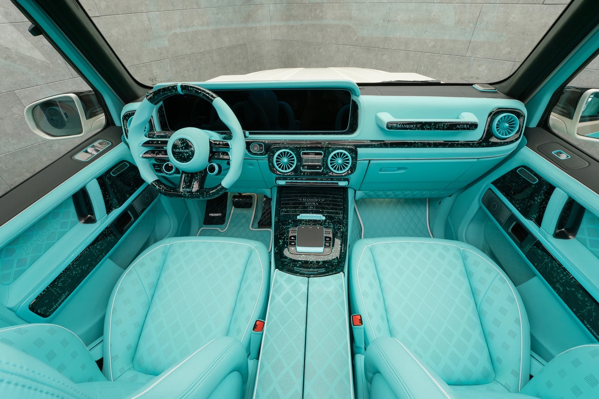 69fa4a2932eaa92492e181f7_MANSORY_AZURA13