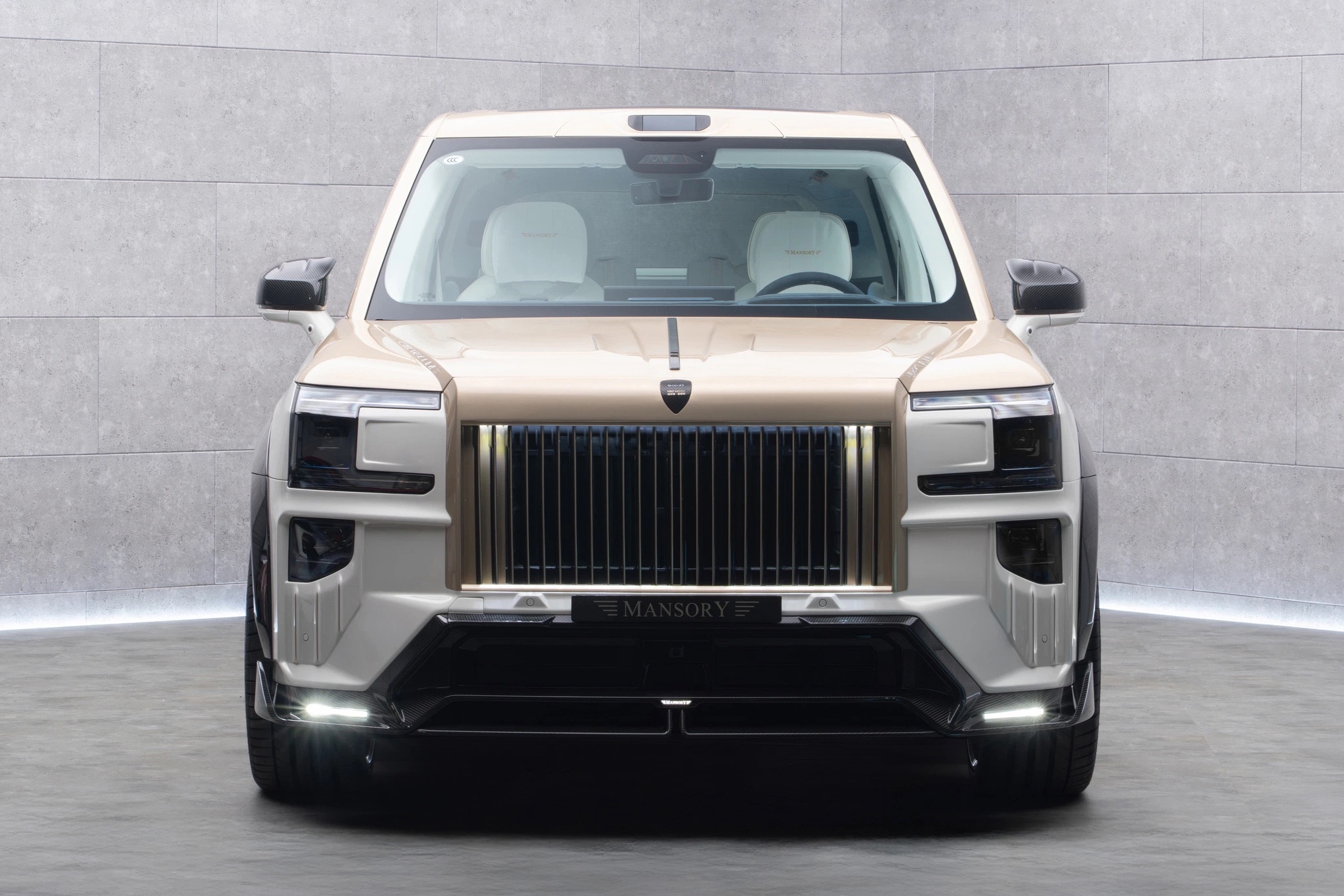 69ea3713f09c92ce92e621b6_Zeekr_9X_By_MANSORY_02