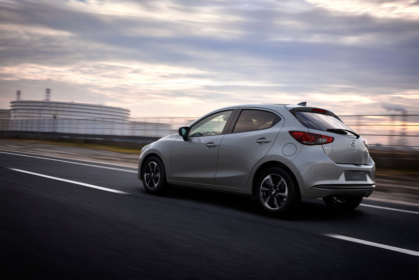 SMALL_2023_mazda2_ag_act_2_highres