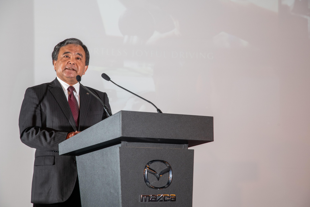 SMALL_圖說二：台灣馬自達董事長渡部宣彥親臨媒體餐敘現場，揭示Mazda將於2019開啟新的紀元。