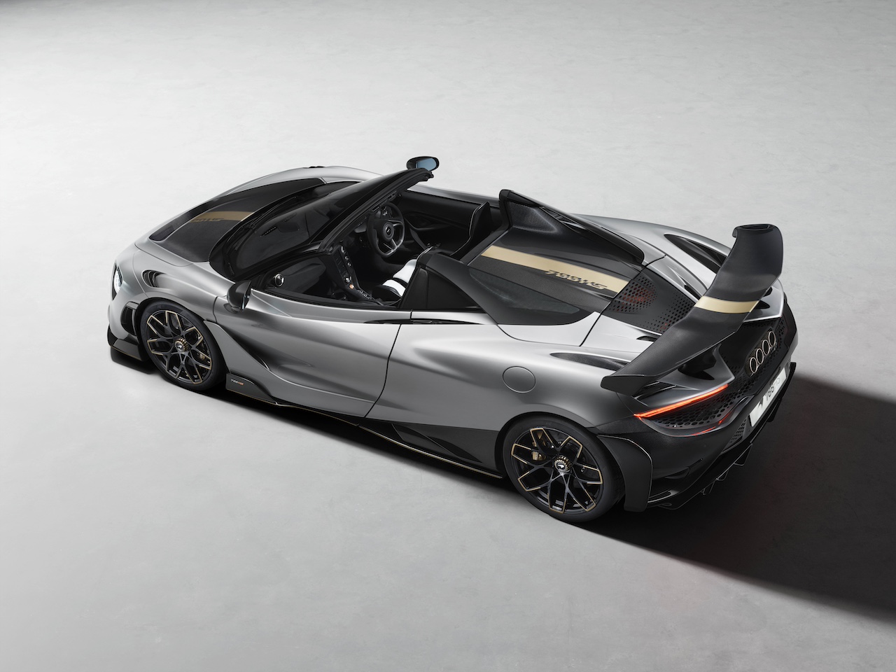 Original-18140-ns-mclaren-788hs-shot16-final