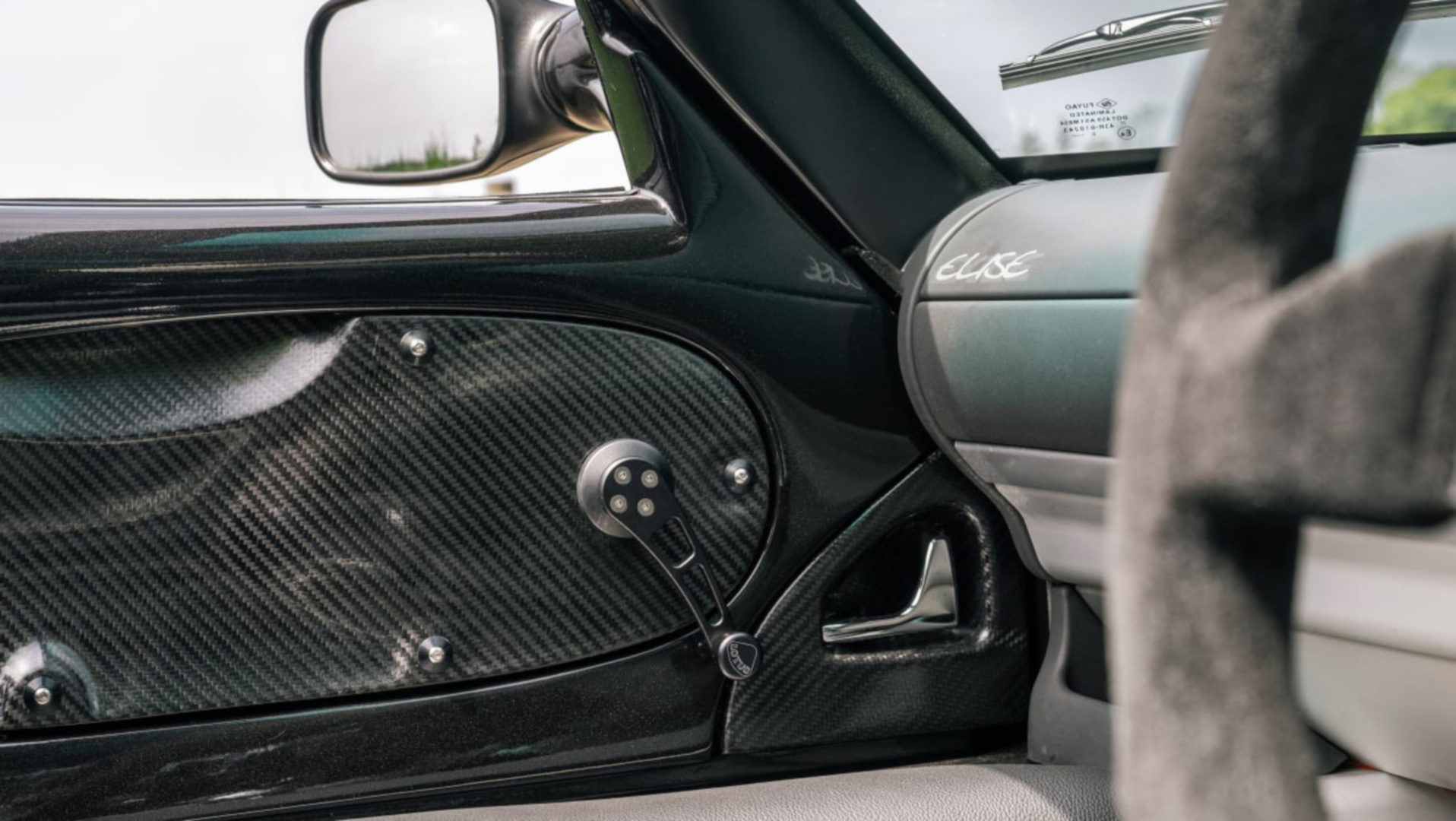 SMALL_Analogue-Lotus-Elise-SuperSport-review-4