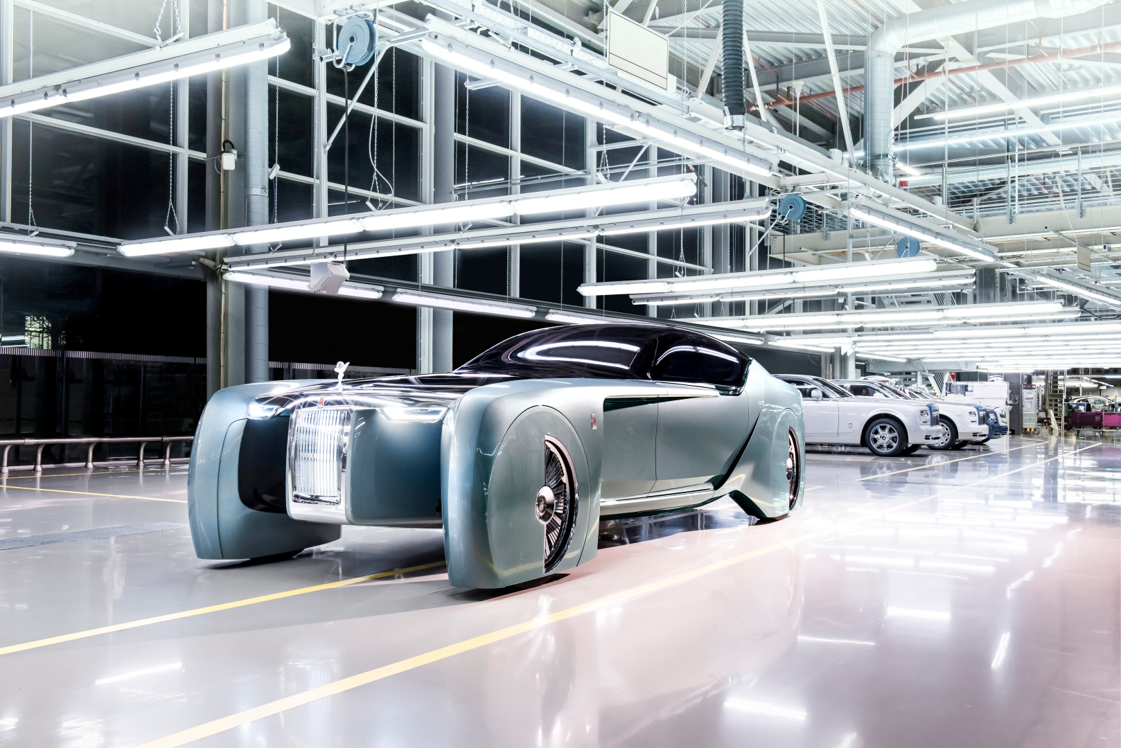 SMALL_P90223424_highRes_rolls-royce-vision-n