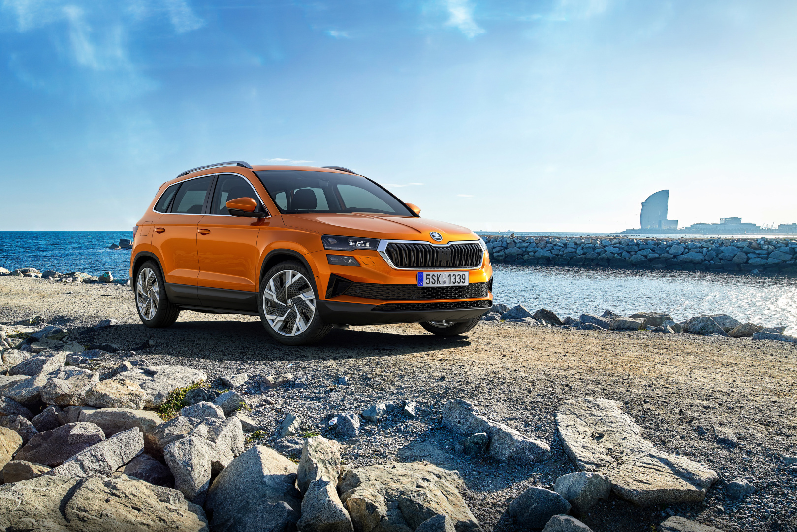 SMALL_32_SKODA_KAROQ