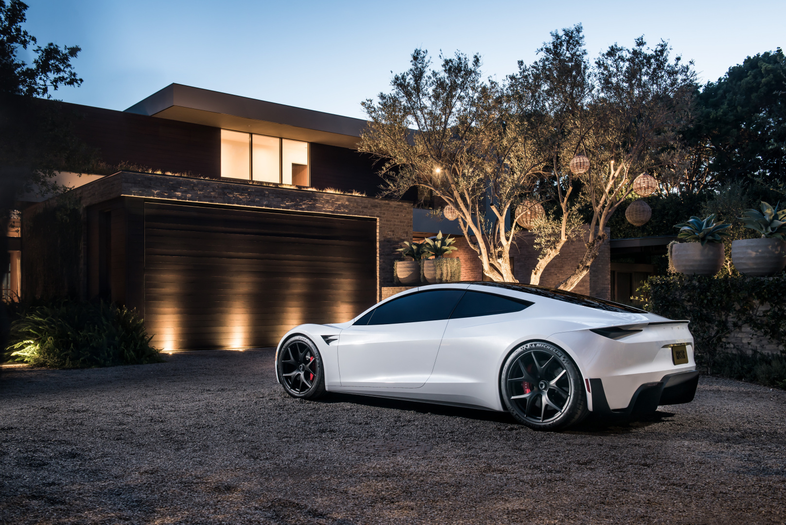 SMALL_Roadster_02