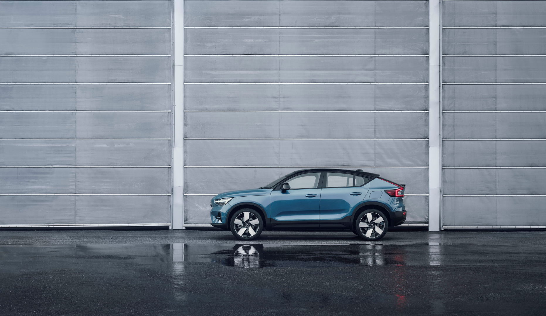 SMALL_277632_Volvo_C40_Recharge