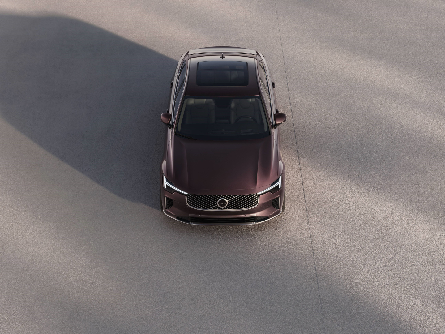 SMALL_347791_Refreshed_Volvo_S90_exterior