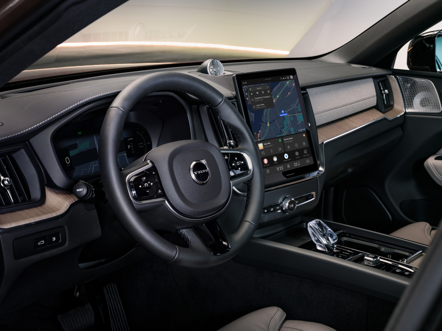SMALL_The_New_Volvo_XC60_Studio_Steering_Wheel_And_Screen