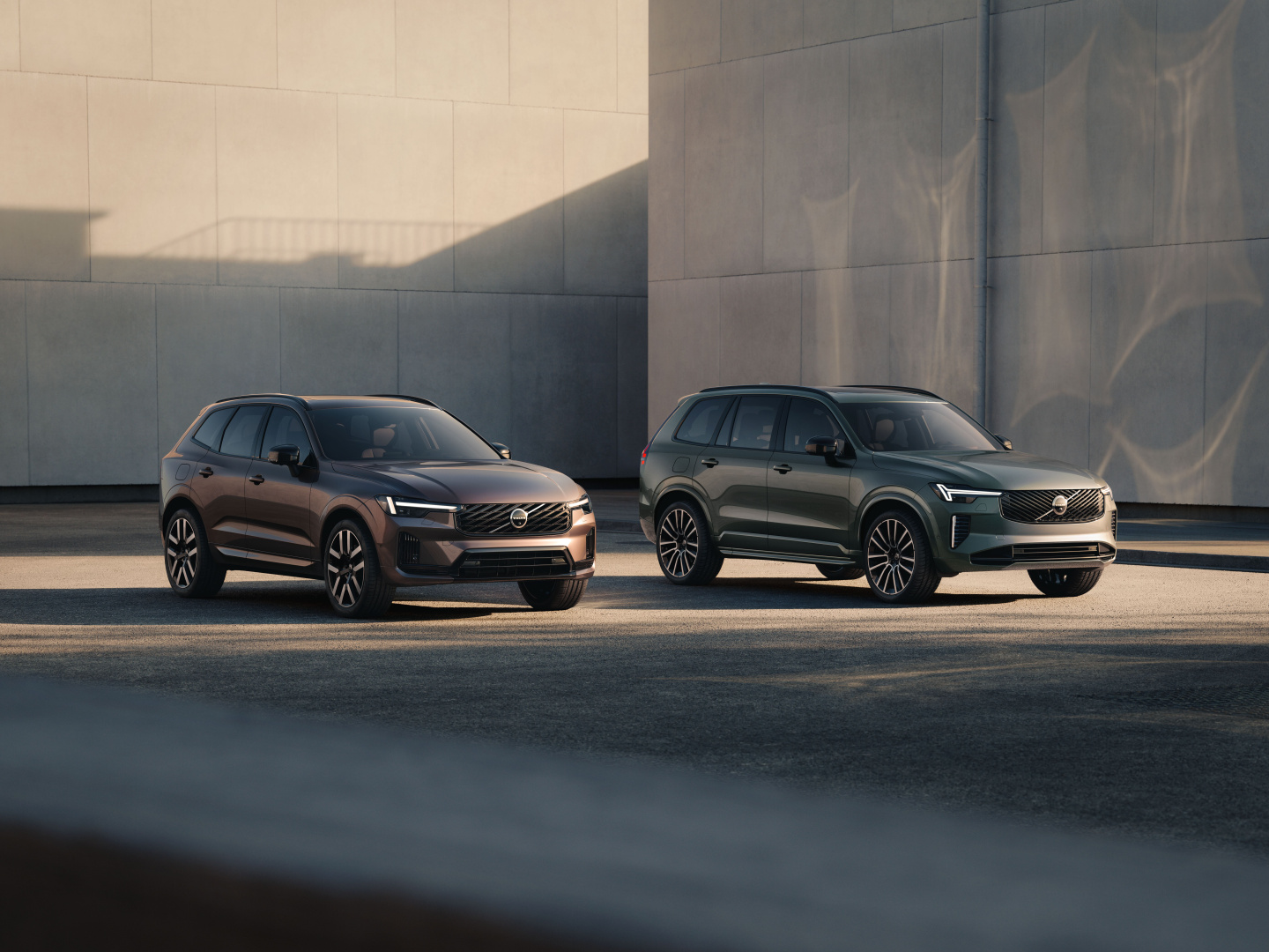 SMALL_The_new_Volvo_XC60_and_the_Volvo_XC90_DuoAngle01_HERO