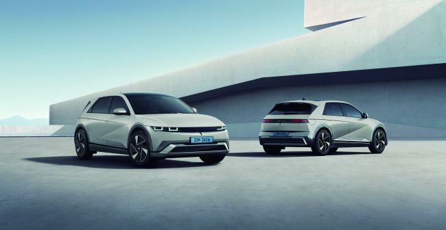 HYUNDAI 汽車8 月限時電能禮遇 優惠入主 IONIQ 電動車，就趁現在！