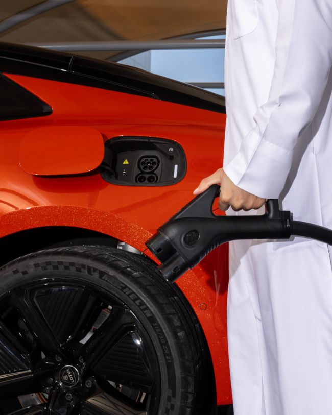 13分鐘完成充電不是夢 Lotus Emeya創下品牌最新充電紀錄