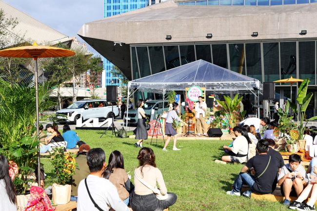 Kia總代理台灣森那美起亞響應台馬文化交流 共襄盛舉「2025馬來西亞文化日」,持續實踐深耕台灣承諾 「Kia啟發未來全台巡迴講談」同步熱烈展開