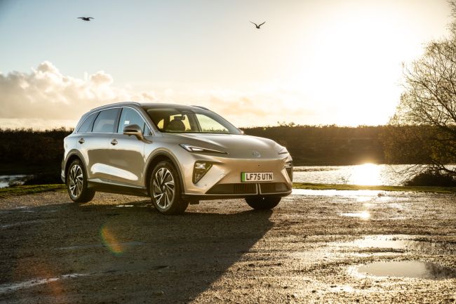 熟悉的MG 還能再多帶來點質感與空間 新MGS6 EV