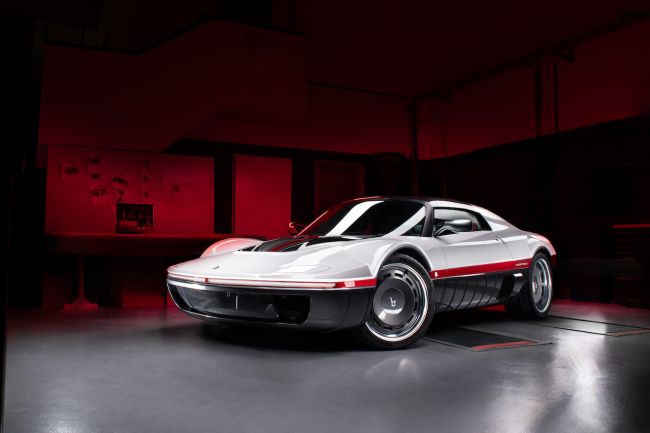 【以60年代賽艇為設計靈感的Bertone Runabout重回現代車市，限定25輛，超1400萬的高貴身價引領新世代復古風潮！】
