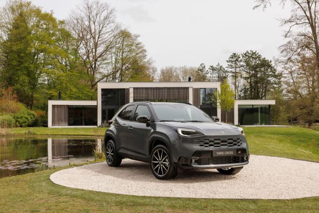 長腳小鴨還是那小鴨 但改款後確實更精緻了 新歐規Toyota Yaris Cross