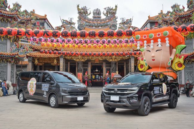 福斯商旅經銷商守護大甲媽祖遶境18年 Amarok Style領航Q版媽祖巡禮 德制商旅 Caravelle全線護航