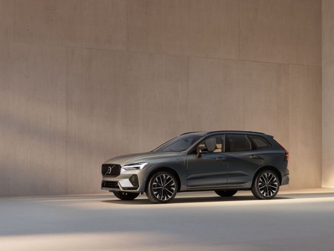 智慧升級 靜謐進化 一步到位的北歐豪華休旅典範 New Volvo XC60 開啟無限進化旅程 2026 年式限時「隨心入主方案」224 萬元起，讓自由即刻啟動