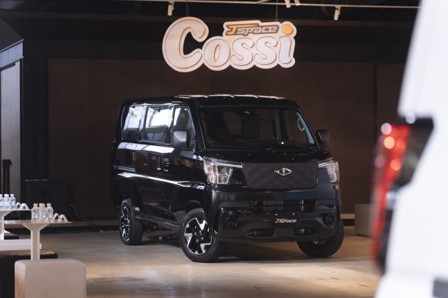 CMC J SPACE全新COSSI車型 舒適進化 升級質感座艙及全新加大15吋雙色切削鋁圈　一鍵啟動每日駕馭儀式感