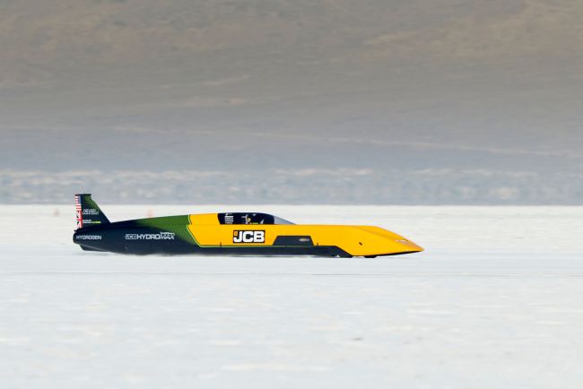 JCB雙氫燃料引擎極速賽車 成功於SCTA挑戰賽締造592公里車速紀錄 磨拳世界紀錄挑戰