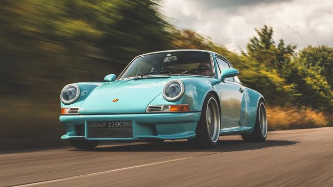 【復刻致敬911首款RS變體！Thornley Kelham推出911 European RS濃縮911車系歷史全精華！拍賣價破80萬美金打破市場預期！】