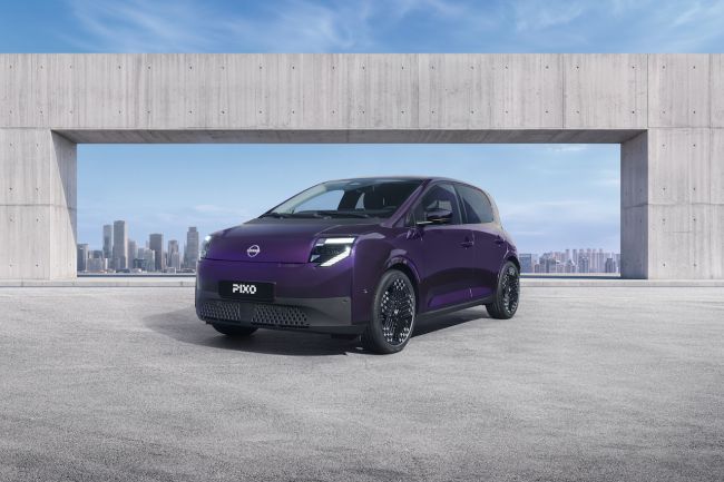 【Nissan重返歐洲都會小車戰場!全新純電掀背PIXO登場,續航不足300km專為都市而生!】
