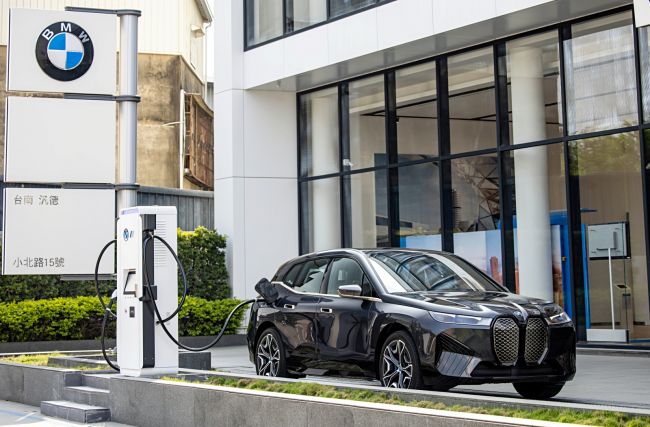 「電動即是未來」 BMW i刻劃純電生活藍圖 總代理汎德前瞻布局 BMW智慧電能生活圈