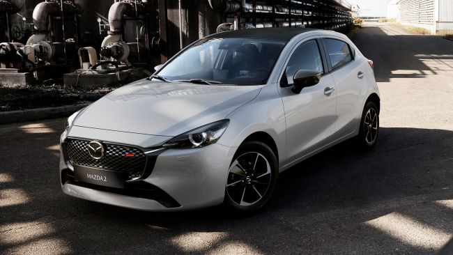 內外配備細微調整的2023 Mazda 2 竟預告了品牌未來引擎發展 甚至將SPCCI壓燃引擎技術送入冰宮？