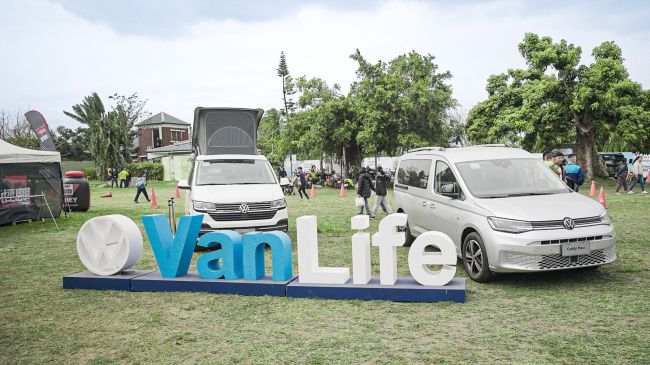 福斯商旅二度攜手LAVA鐵人公司首創《2024 VW LaVanLife玩賽樂園》  以實際行動力挺小比媽媽陳嘉齡再度挑戰三鐵 實踐#WeNotMe品牌精神