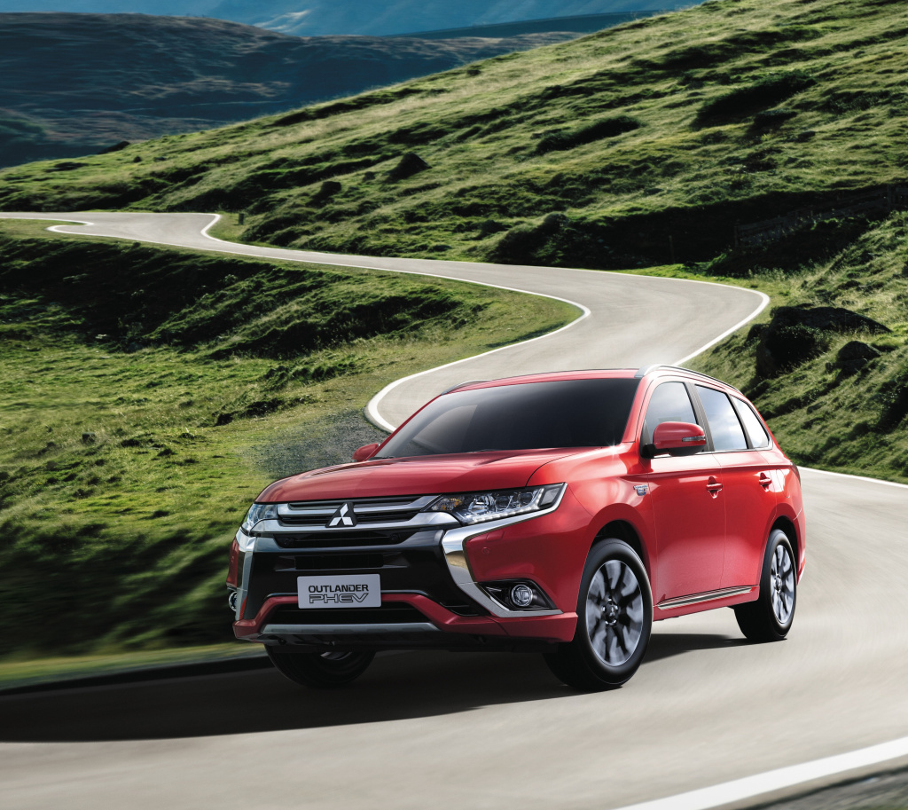 [車廠快訊] 三菱 OUTLANDER PHEV 歐洲銷量突破 10 萬大關 - 試車頻道 TCar